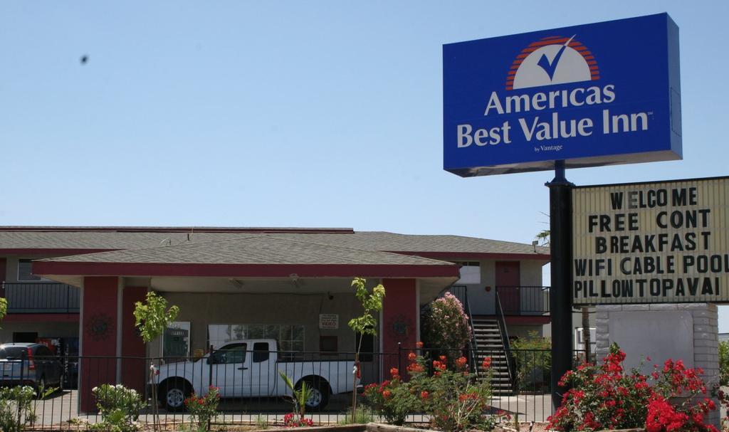 Americas Best Value Inn Needles Exterior photo